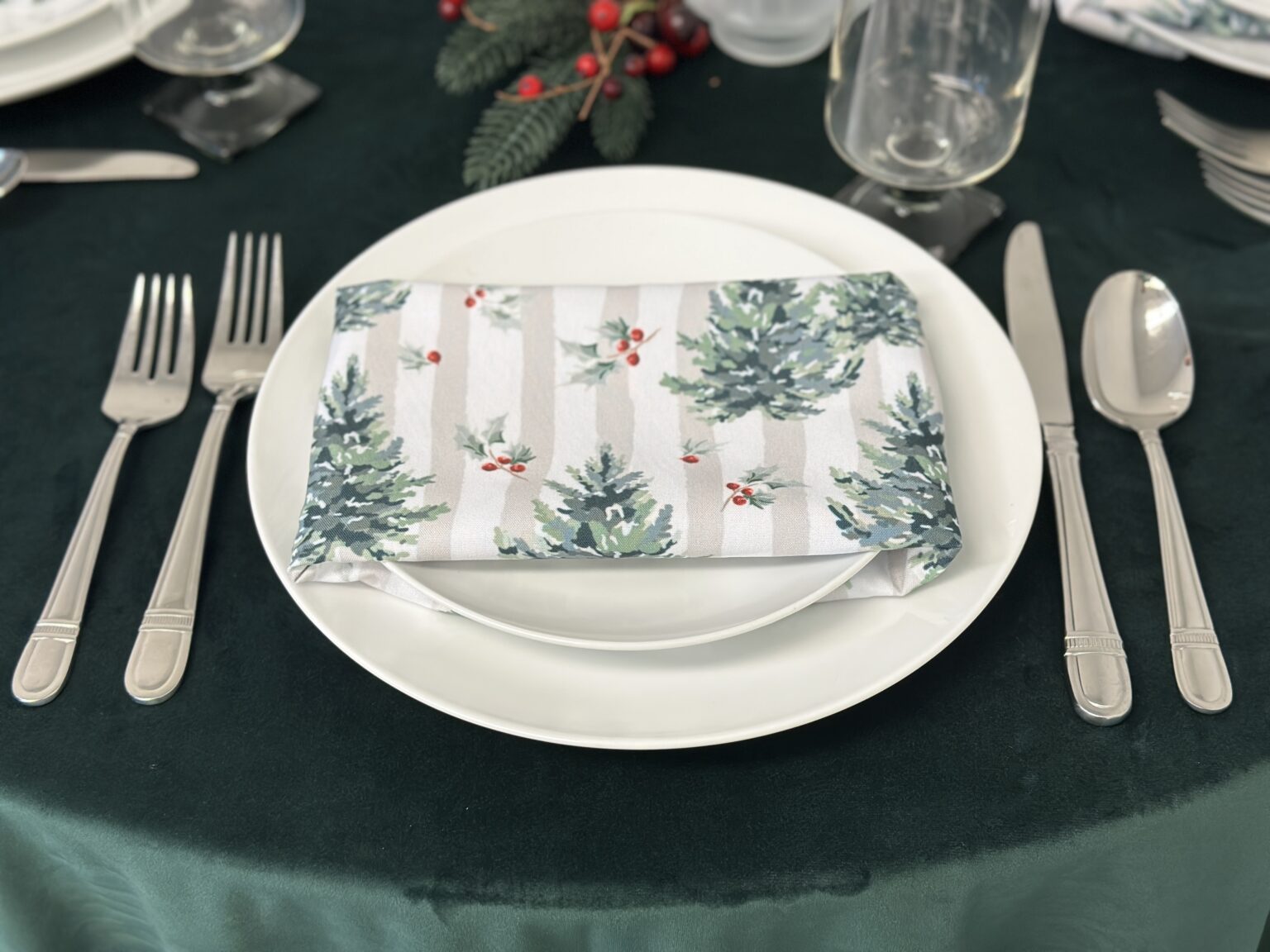 Hunter Velvet with Yuletide Napkin
